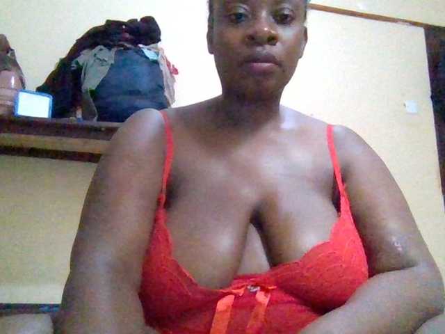 Swityass24 live webcam show