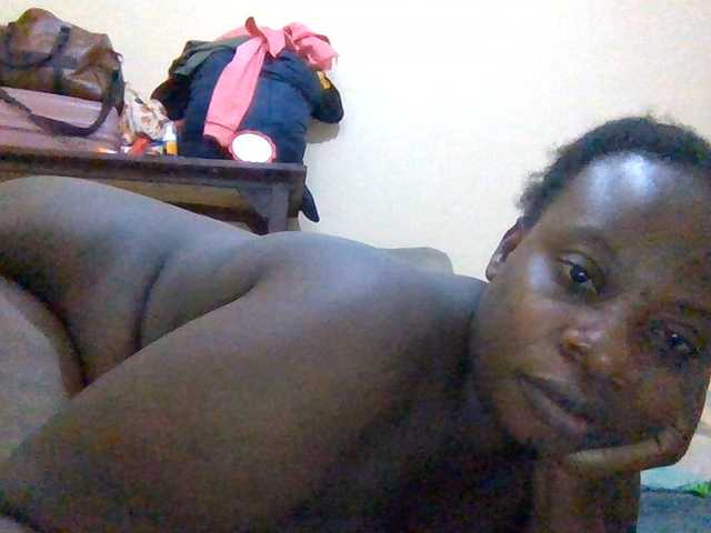 Swityass24 live cam on BongaCams