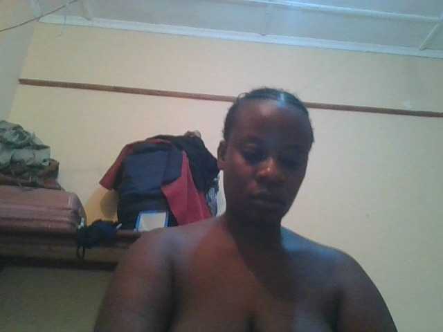 Swityass24 live cam on BongaCams