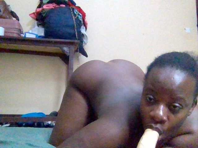 Swityass24 live cam on BongaCams