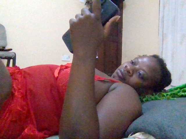 Swityass24 live cam on BongaCams