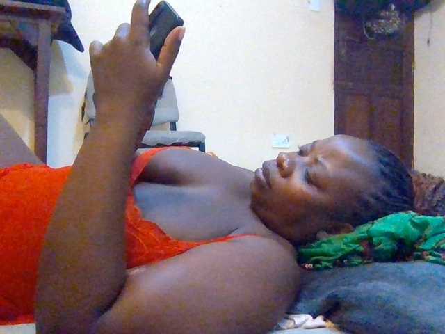 Swityass24 live cam on BongaCams