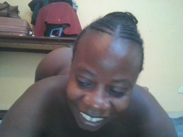Swityass24 live cam on BongaCams