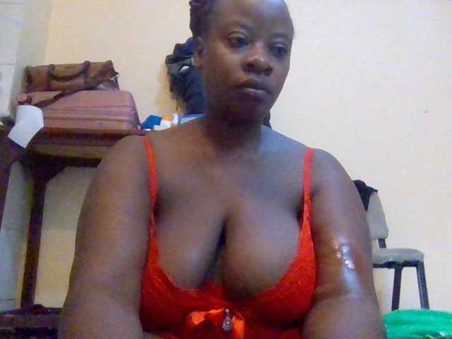 Swityass24 live cam on BongaCams