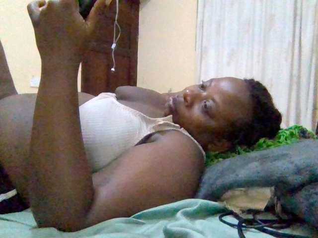 Swityass24 live cam on BongaCams
