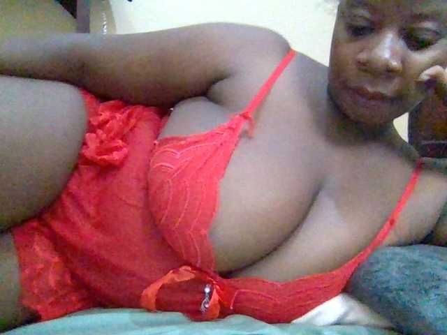 Swityass24 live cam on BongaCams