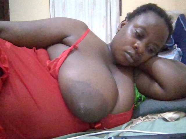 Swityass24 live cam on BongaCams