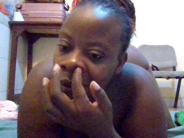 Swityass24 live cam on BongaCams