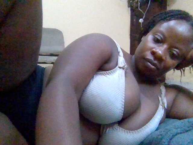 Swityass24 live cam on BongaCams