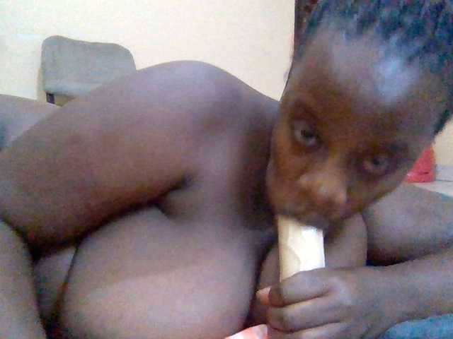 Swityass24 live webcam show