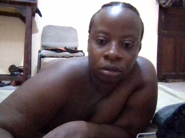 Swityass24 live cam on BongaCams