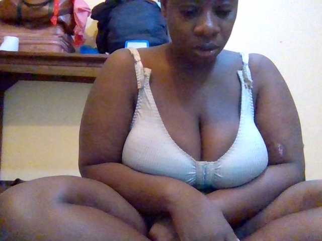 Swityass24 live cam on BongaCams