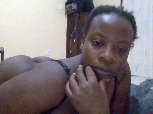 Swityass24 live cam on BongaCams