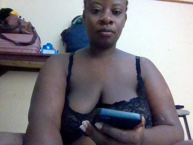 Swityass24 live webcam show