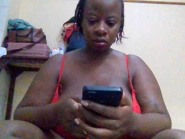 Swityass24 live cam