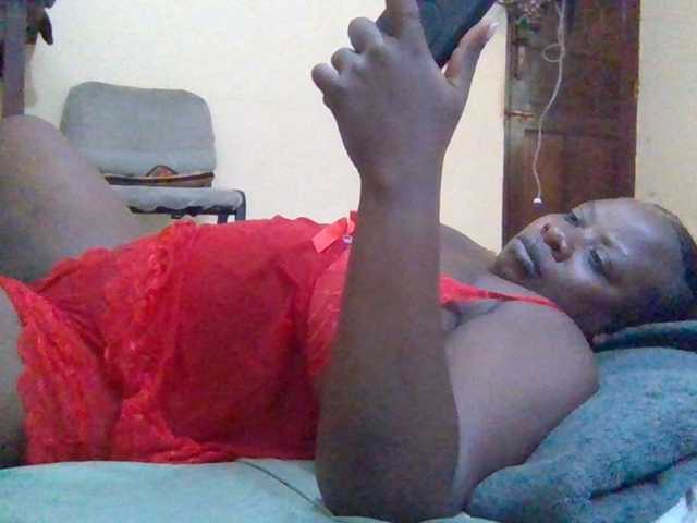 Swityass24, en directo ahora en BongaCams