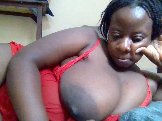 Swityass24 live cam on BongaCams
