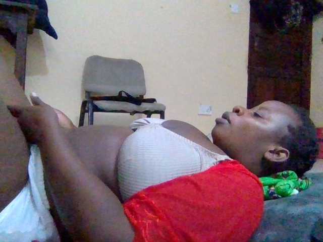Swityass24 live cam on BongaCams
