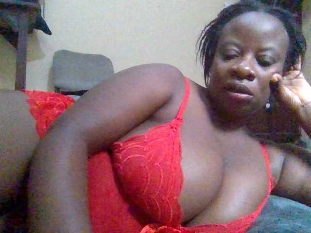 Swityass24 live cam on BongaCams