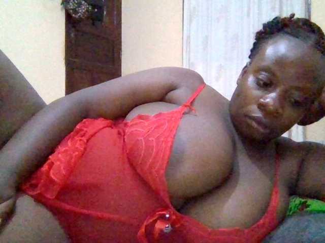 Swityass24 live cam on BongaCams