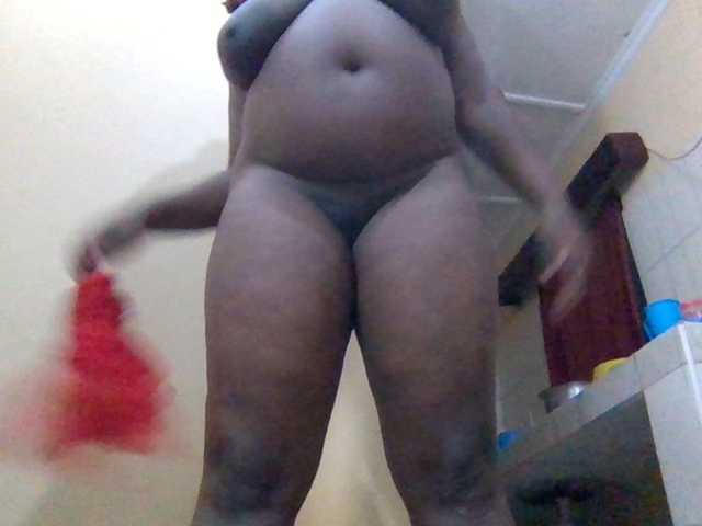 Swityass24, live now on BongaCams