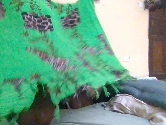 Swityass24 live cam on BongaCams
