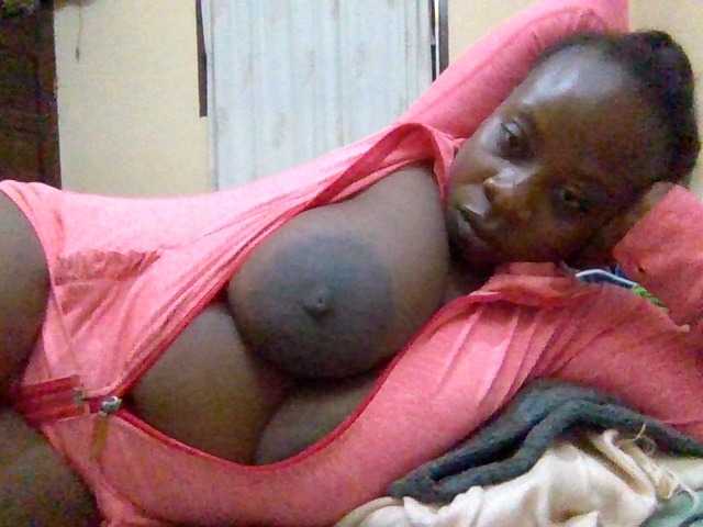 Swityass24 live webcam show