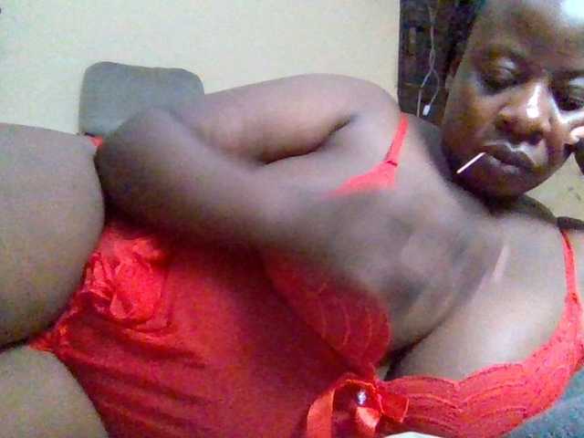 Swityass24 live cam on BongaCams