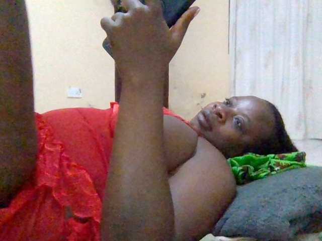 Swityass24 live cam on BongaCams