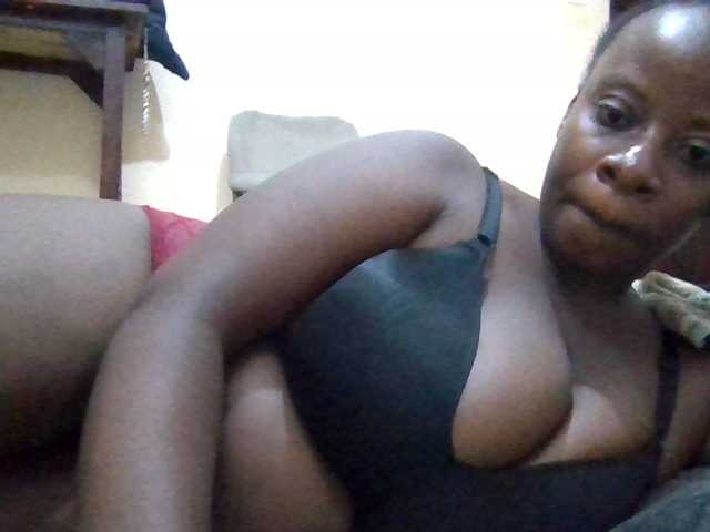 Swityass24 live webcam show