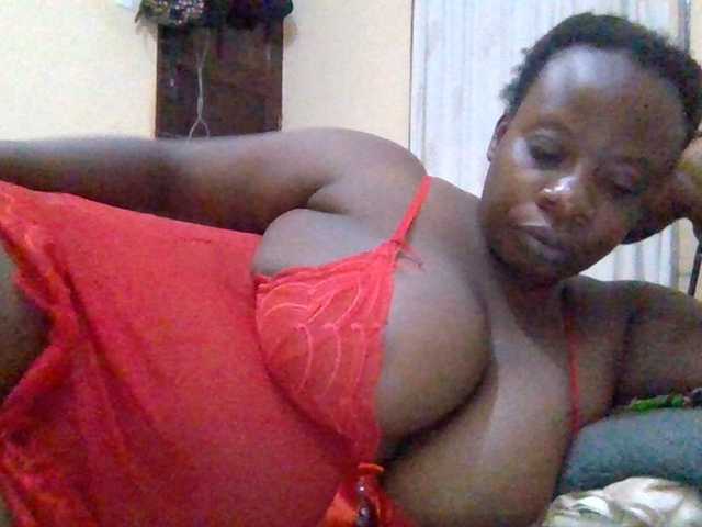 Swityass24 live cam on BongaCams