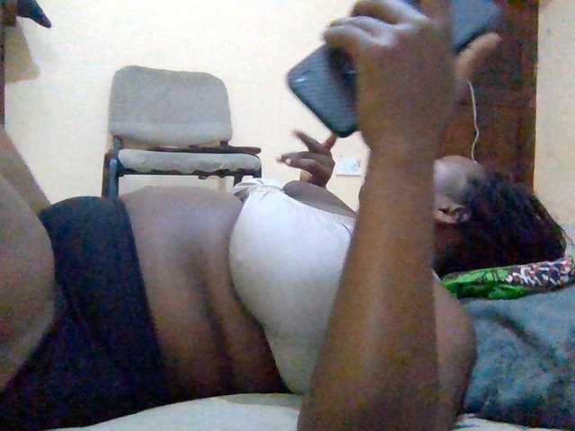 Swityass24 live cam on BongaCams