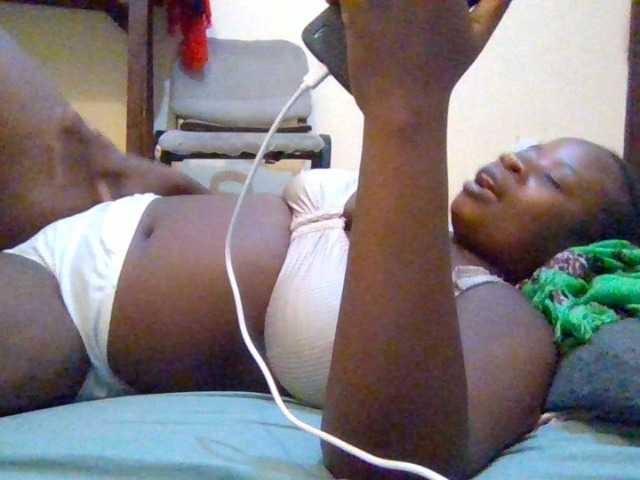 Swityass24 live cam on BongaCams