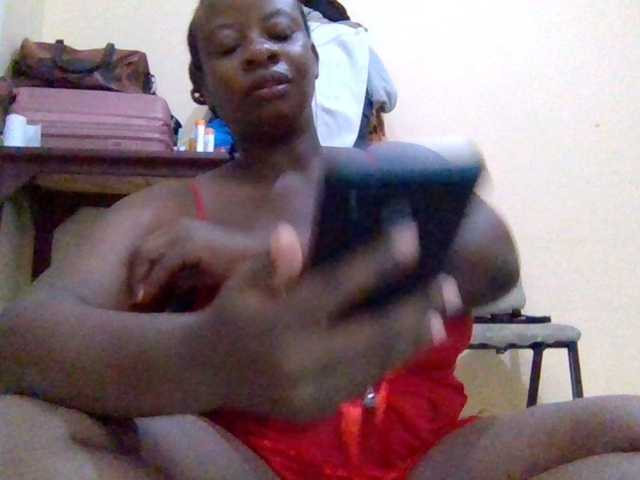 Swityass24 live cam on BongaCams