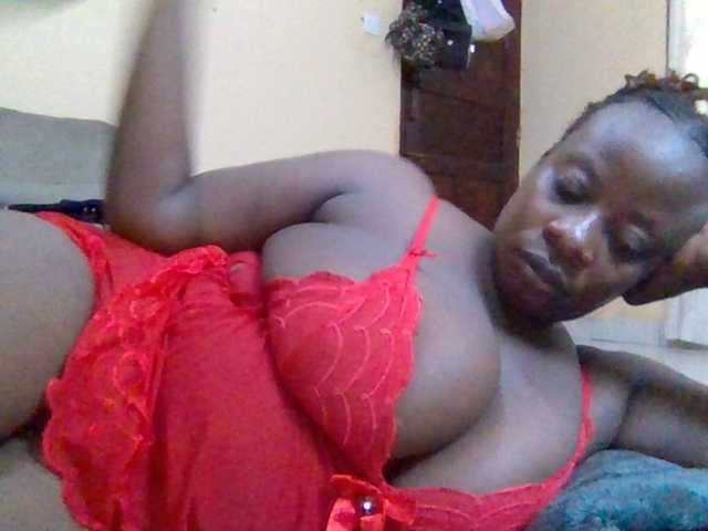 Swityass24 live cam