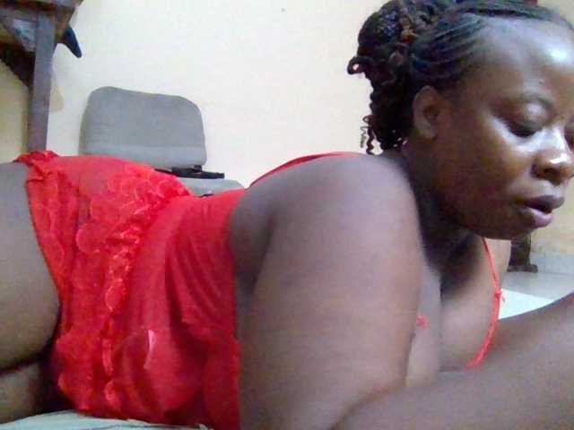 Swityass24 live cam on BongaCams