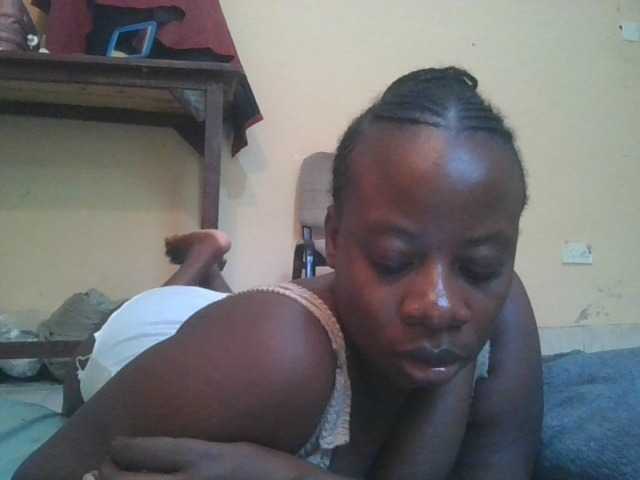 Swityass24 live cam on BongaCams