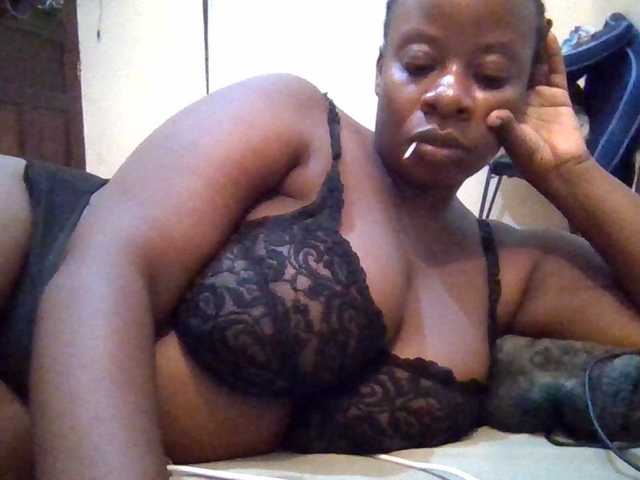 Swityass24 live cam on BongaCams