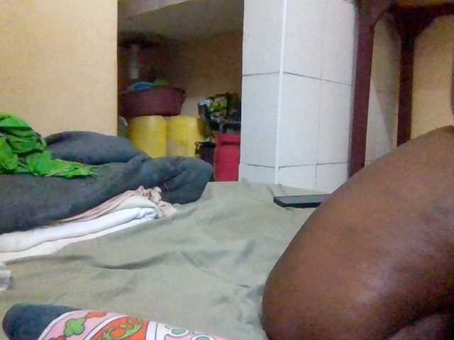 Swityass24 live cam on BongaCams