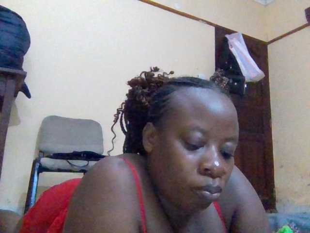Swityass24 live cam on BongaCams