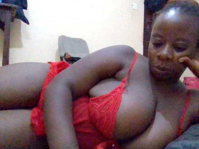 Swityass24 live cam on BongaCams