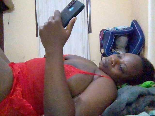 Swityass24 live cam on BongaCams