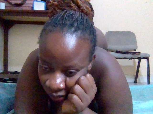 Swityass24 live webcam show