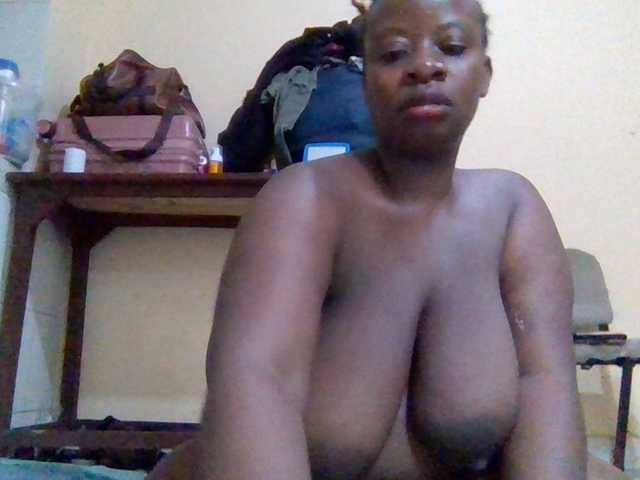 Swityass24 live webcam show