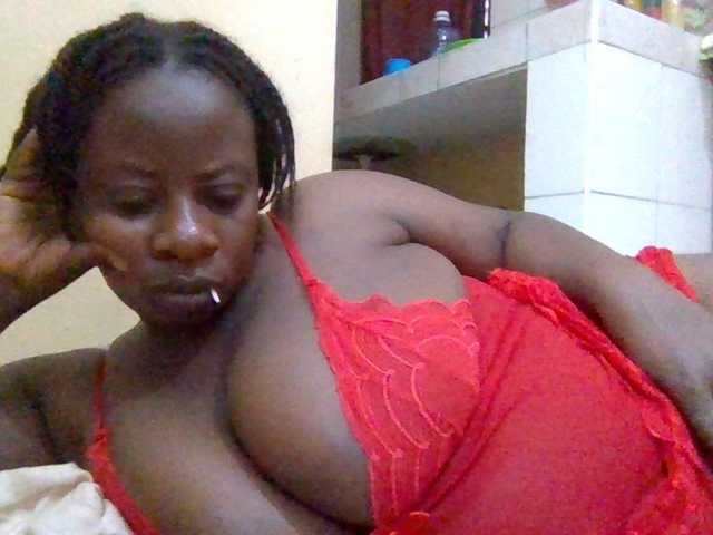 Swityass24 live cam on BongaCams