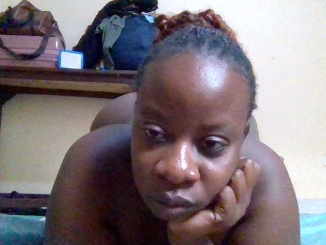 Swityass24 live webcam show