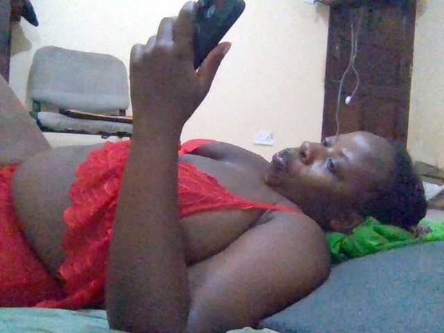 Swityass24 live cam on BongaCams