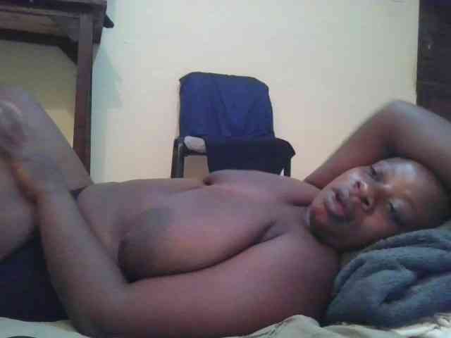 Swityass24 Live Webcam on BongaCams