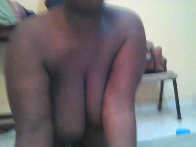 Swityass24 Live Webcam on BongaCams