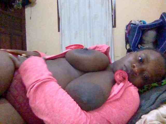 Swityass24's cam show statistics and live stream